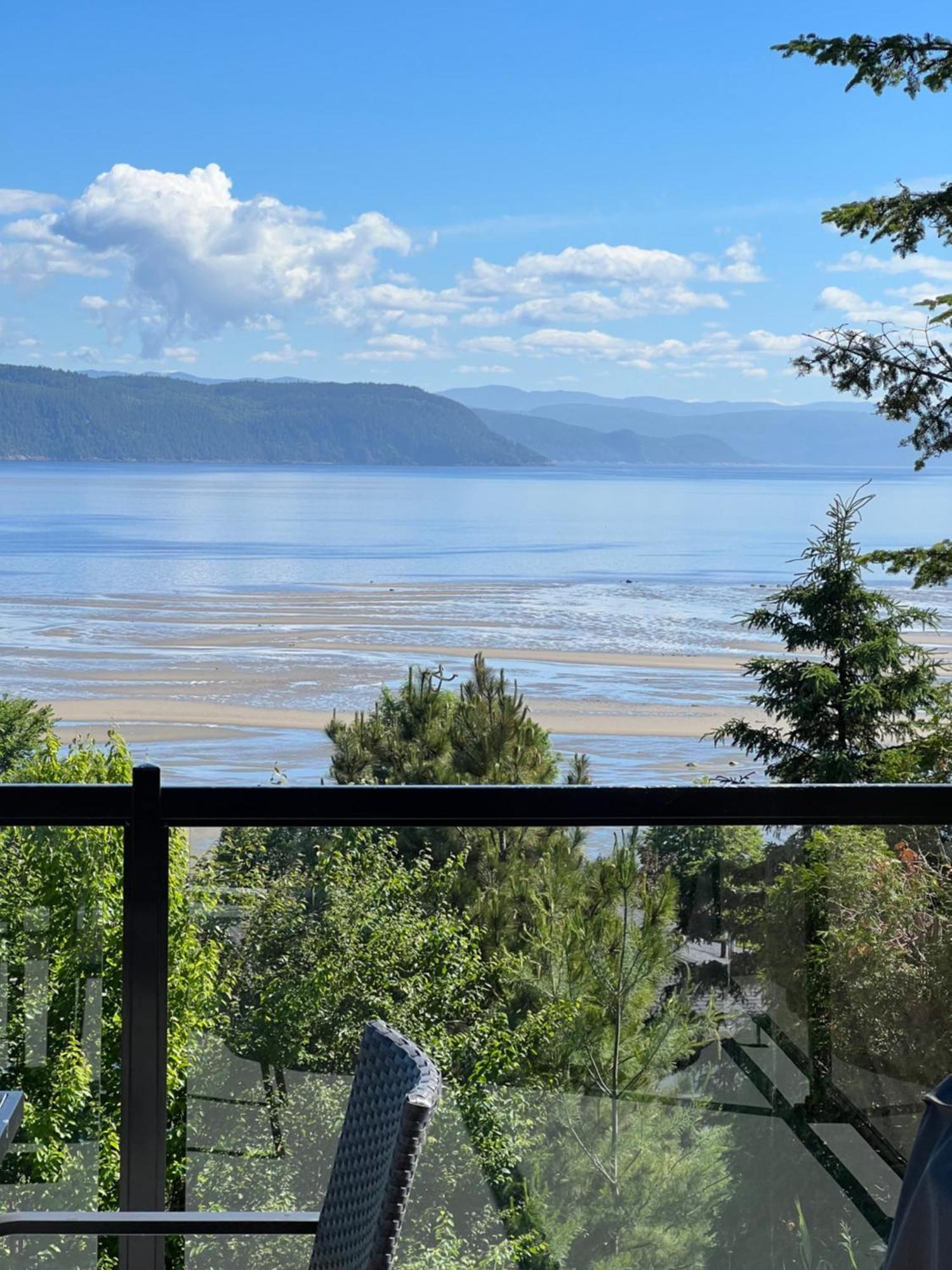 Magical Loft : Breathtaking View & Cozy Fireplace Chicoutimi Екстериор снимка