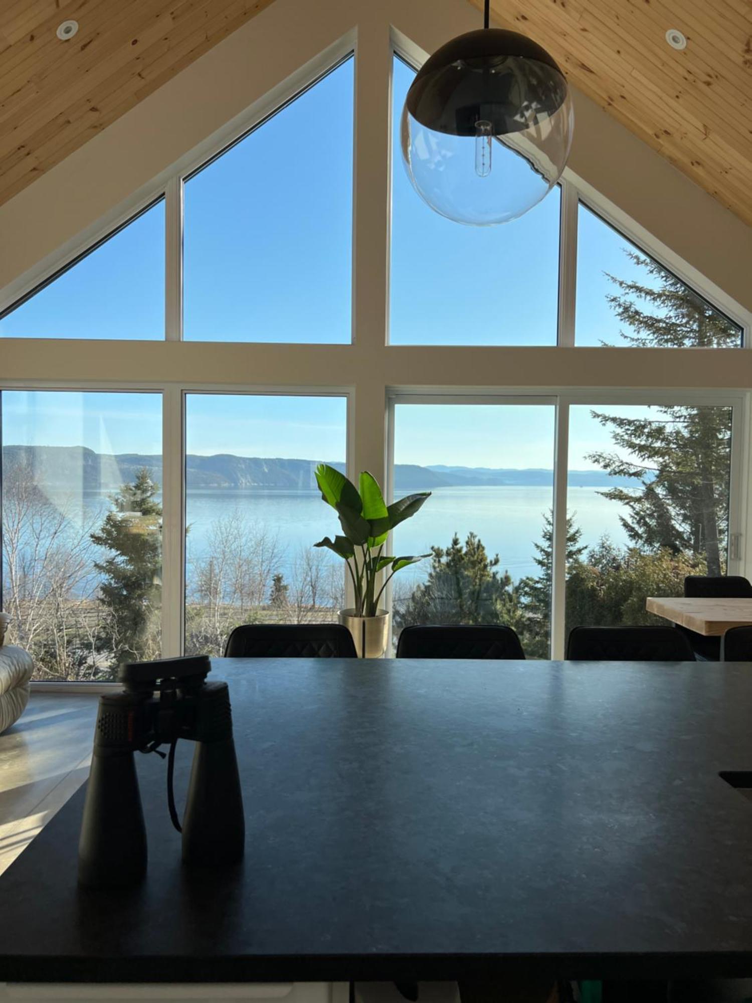 Magical Loft : Breathtaking View & Cozy Fireplace Chicoutimi Екстериор снимка