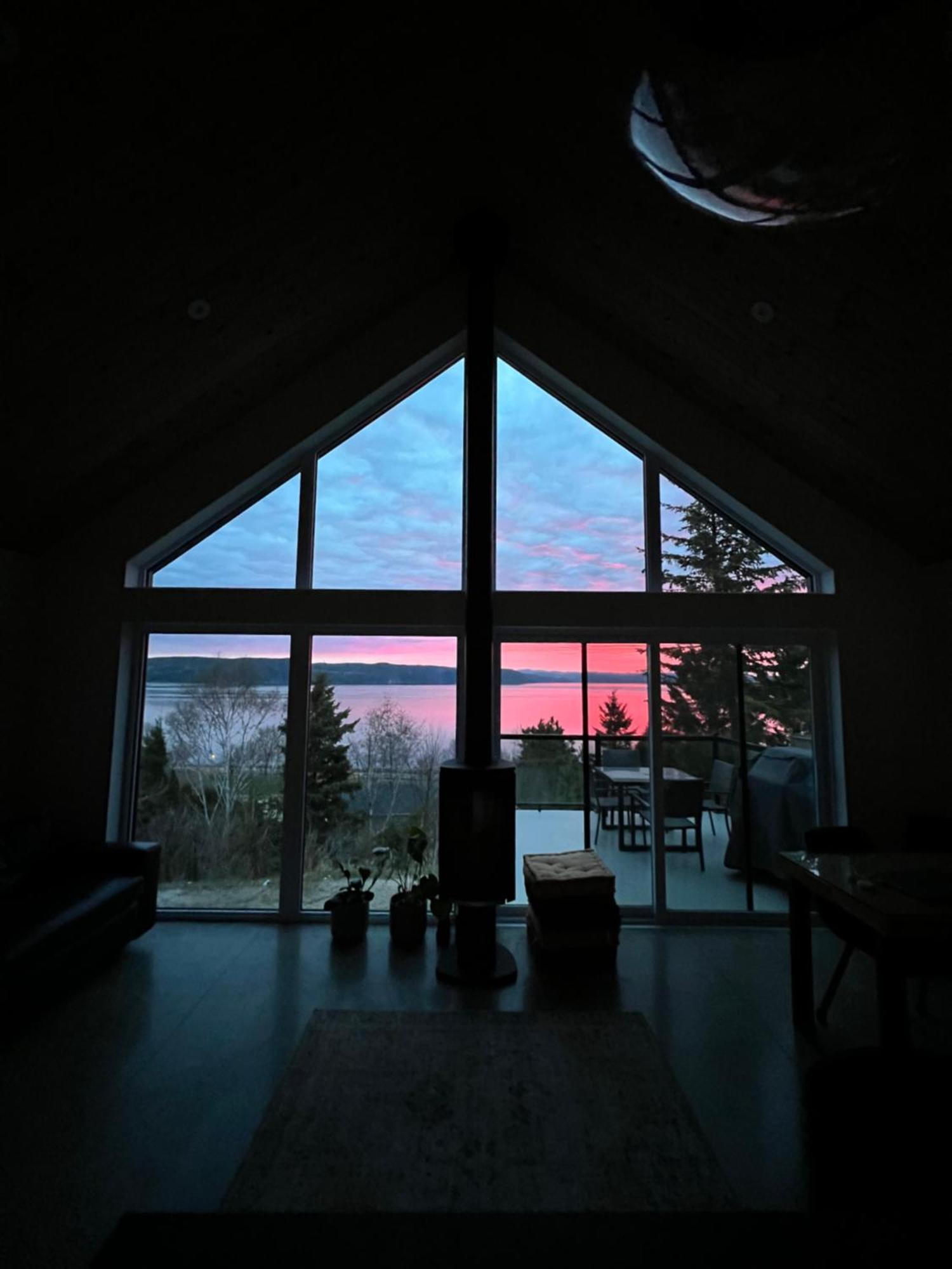 Magical Loft : Breathtaking View & Cozy Fireplace Chicoutimi Екстериор снимка